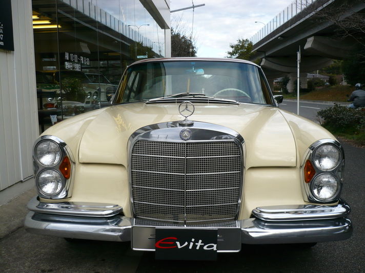 メルセデスベンツ Sクラス 300se W112 クラシックカー 中古車 情報 Evita エヴィータ